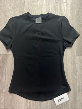 007–NWT AYBL Black Short Sleeve Performance Tee